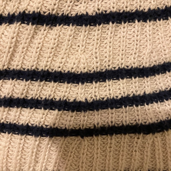 Knit Top - Picture 4 of 4